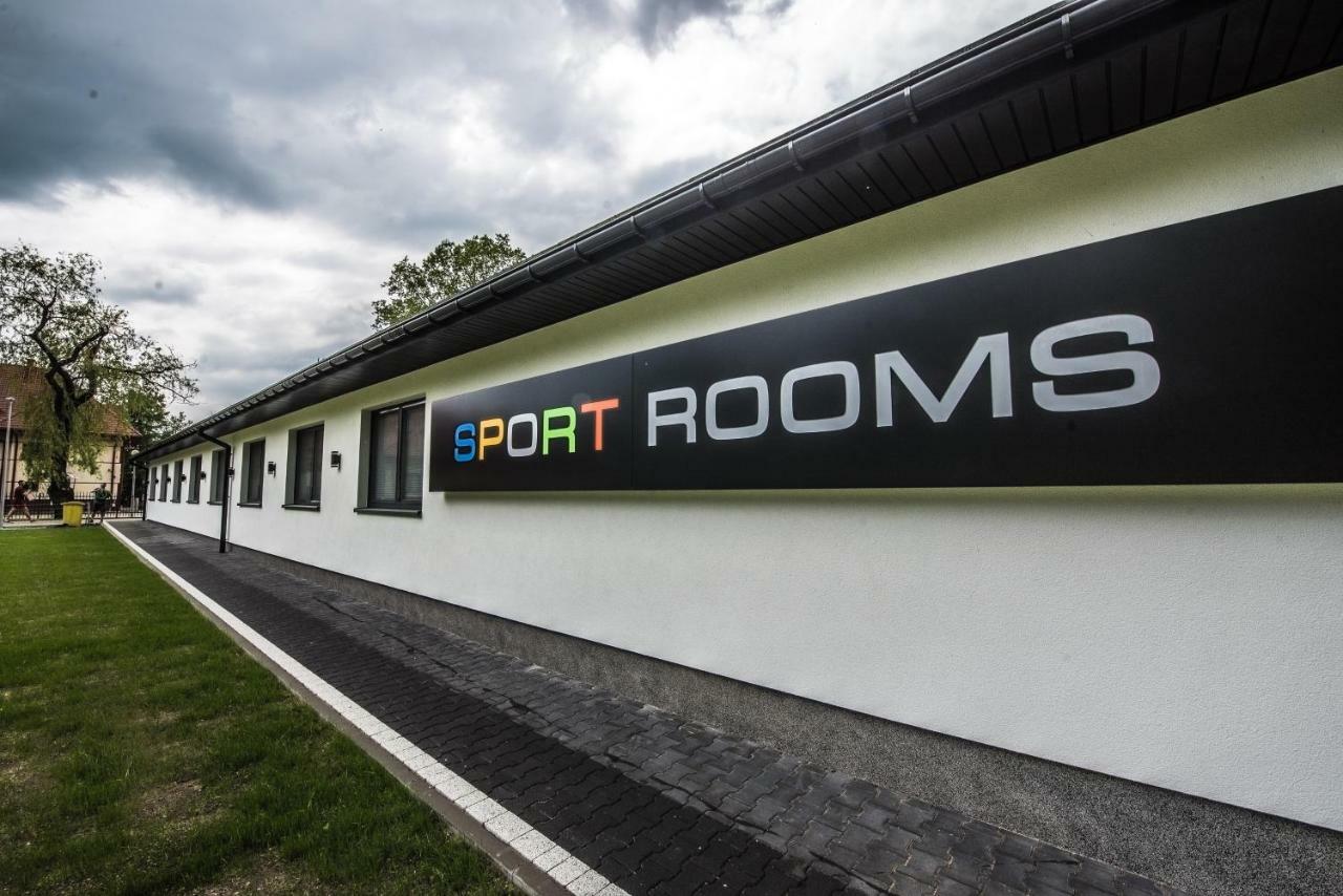 Sport Rooms 斯巴拉 外观 照片
