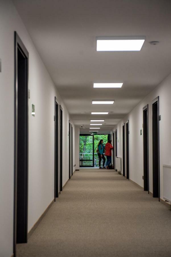 Sport Rooms 斯巴拉 外观 照片