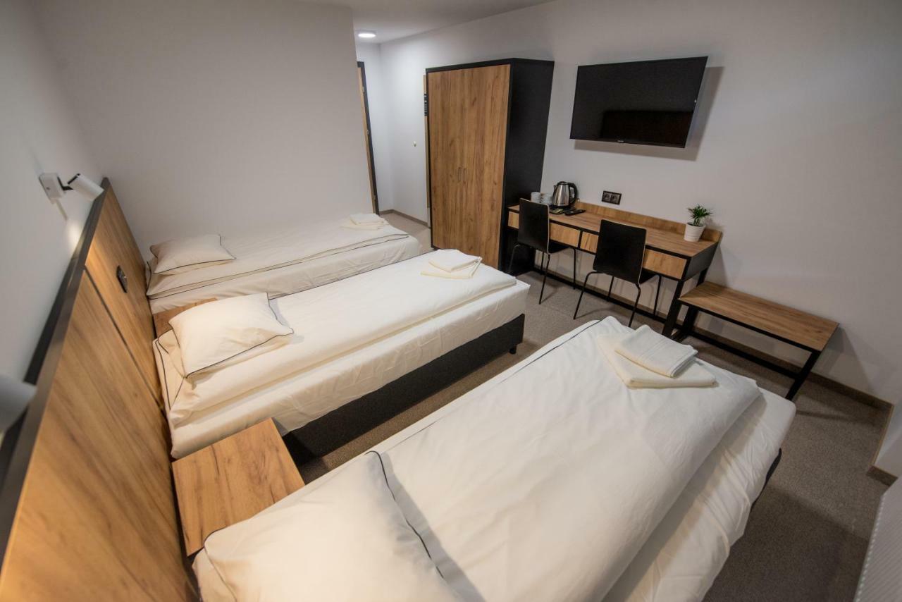 Sport Rooms 斯巴拉 外观 照片