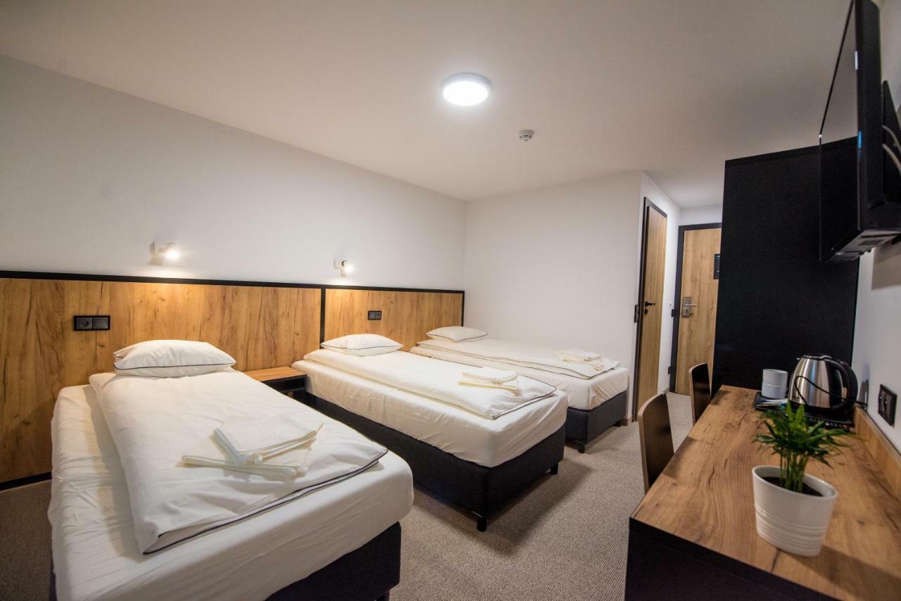 Sport Rooms 斯巴拉 外观 照片