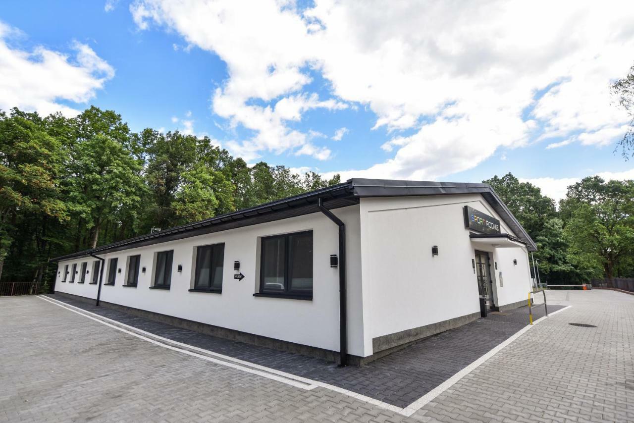 Sport Rooms 斯巴拉 外观 照片