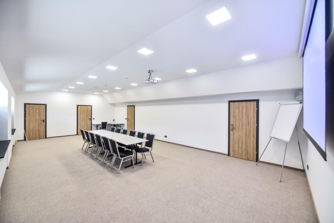 Sport Rooms 斯巴拉 外观 照片